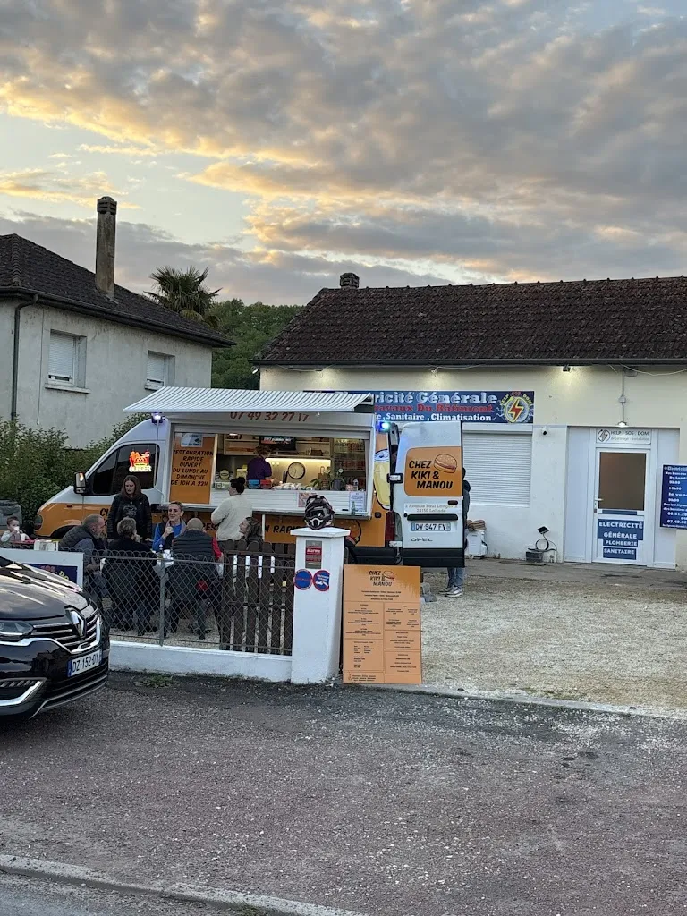 Maxime_Chez Kiki et Manou_Lalinde_review