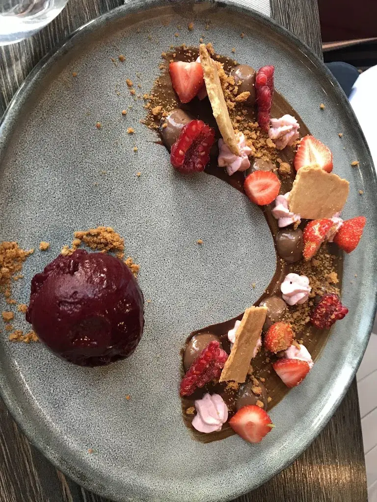 Tam Le_Le Bistro de la Place_Trémolat_review