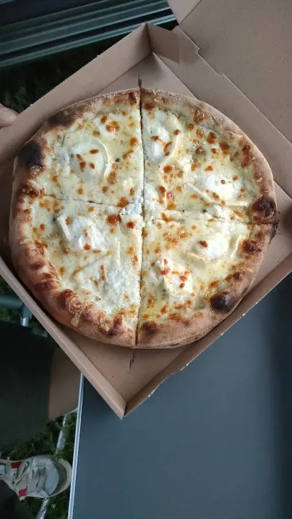 Menu_Ayrton Pizza_Lalinde_image_9