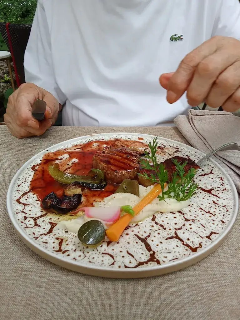 Paqui LOPEZ LOPERA_Le Joséphine Restaurant_Couze-et-Saint-Front_recensione