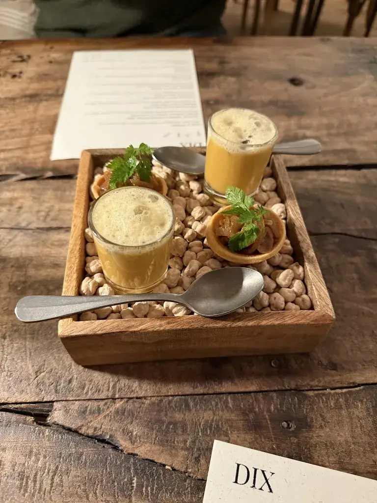 Amy Dobson_DIX Restaurant & Chambres d'Hôtes, Sainte-Alvére, Dordogne_Alvére_review