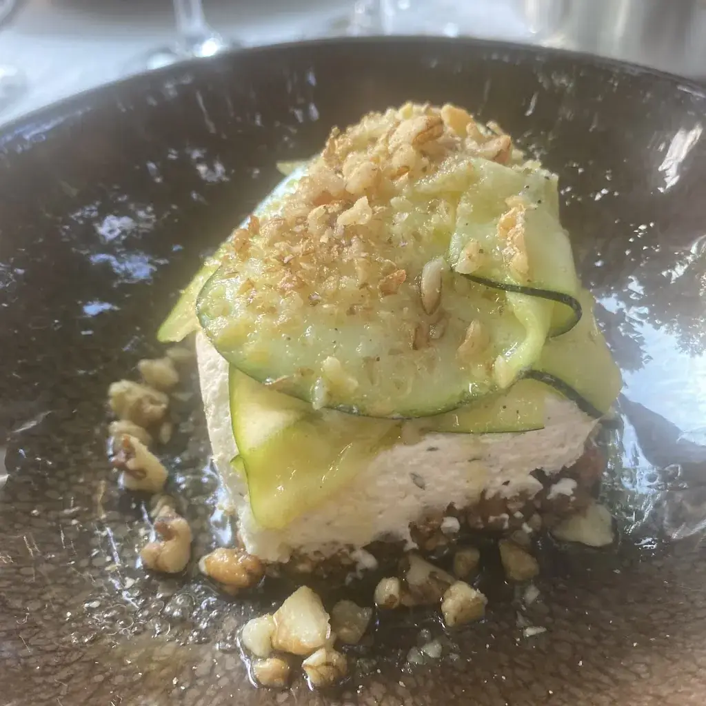 Flossie knckers_Chez Julien_Paunat_review