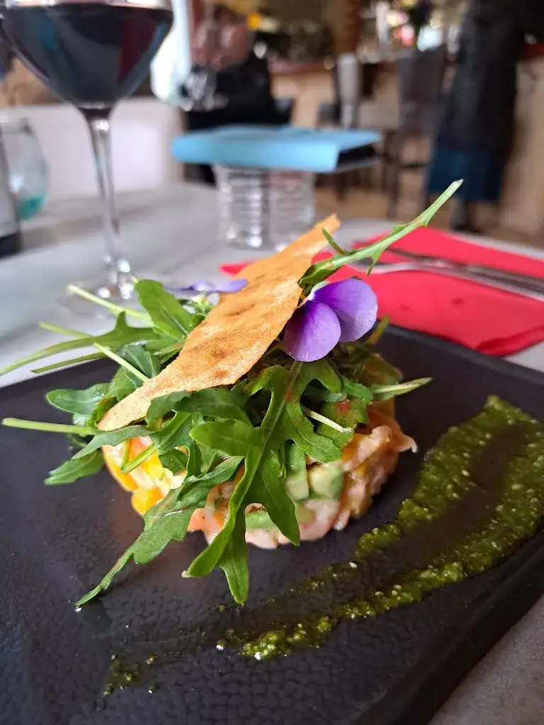 LE BELLA CIAO 1 PLACE DU PORT 24150 MAUZAC ET GRAND CASTANG_Mauzac-et-Grand-Castang_slider_image_3