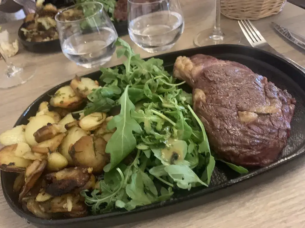 Restaurant Pizzeria LE CANTOU_Badefols-sur-Dordogne_slider_image_3