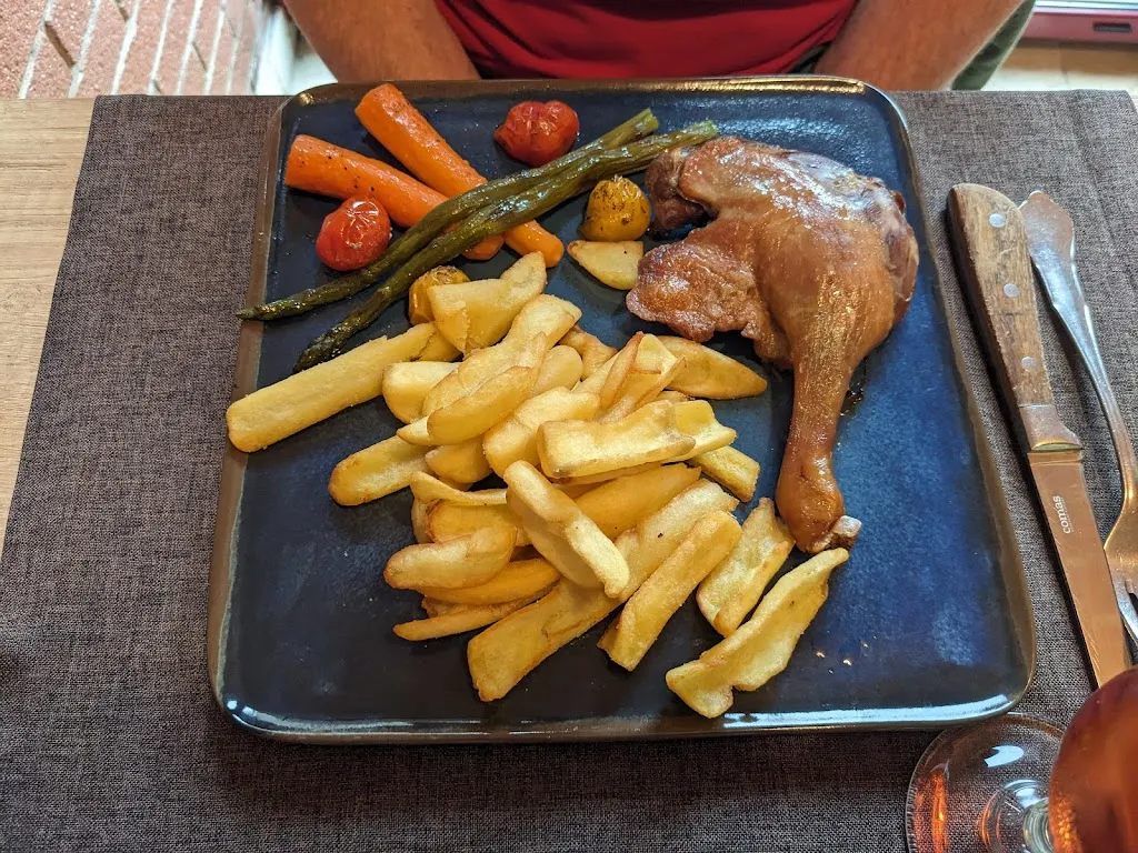 Marie q_Restaurant Le Roquentin_Laroque-Timbaut_review