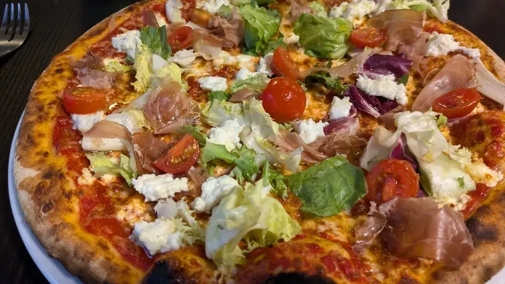 somewhere else pizzeria au feu de bois_Lamure-sur-Azergues_slider_image_3