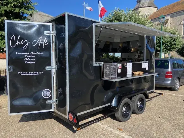 Chez Adé_Lathus-Saint-Rémy_slider_image_1