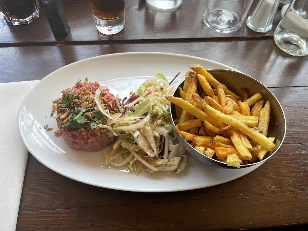 Le Bistrot chez Louis_Latresne_slider_image_3