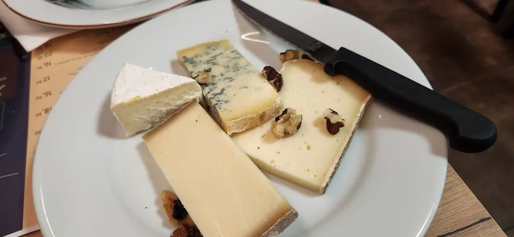 kali mir_L'atelier grange blanche_Valserhône_review