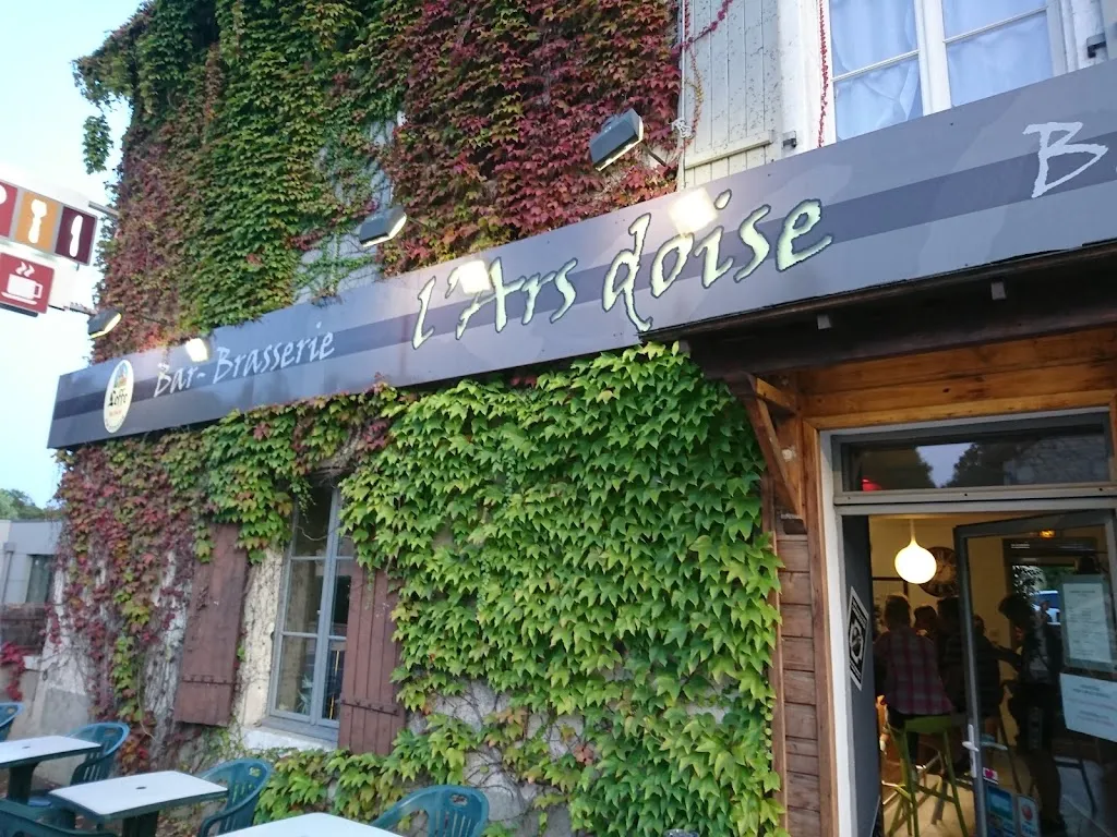 L'Ars Doise restaurant in Saint-Julien-l'Ars