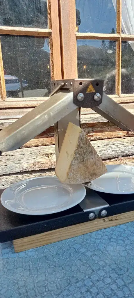 Andres Velasco Garcia_Chalet l'Hermine_Laruns_review