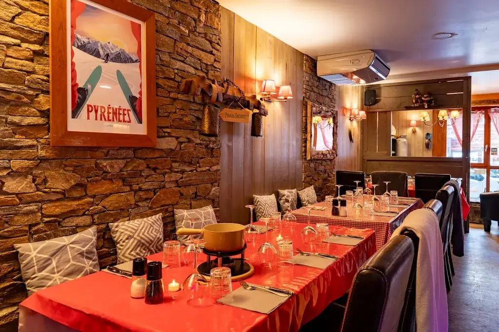 Restaurant de tradition Le SCHUSS (ouvert toute l'année)_Eaux-Bonnes_slider_image_1