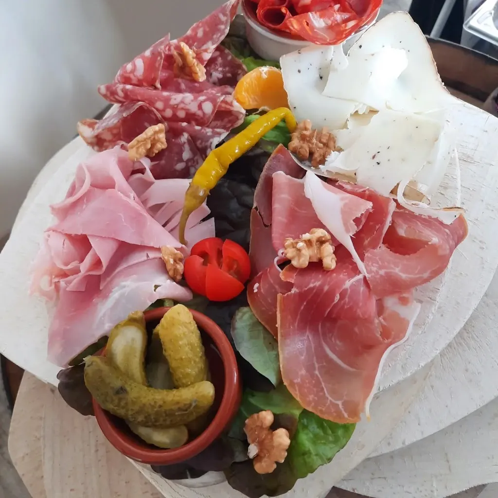 Au chai des Gouyates_Bugue_slider_image_2