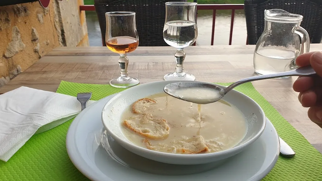 Graham Moore_Brasserie Oscar_Bugue_review