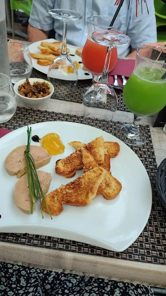 Menu_Restaurant Les Plaisirs Gourmands_Bugue_image_5