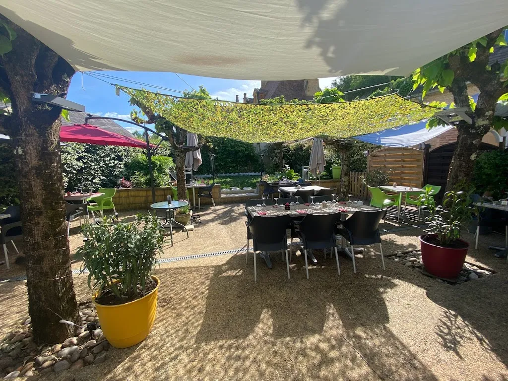 Restaurant Les Plaisirs Gourmands_Bugue_slider_image_1