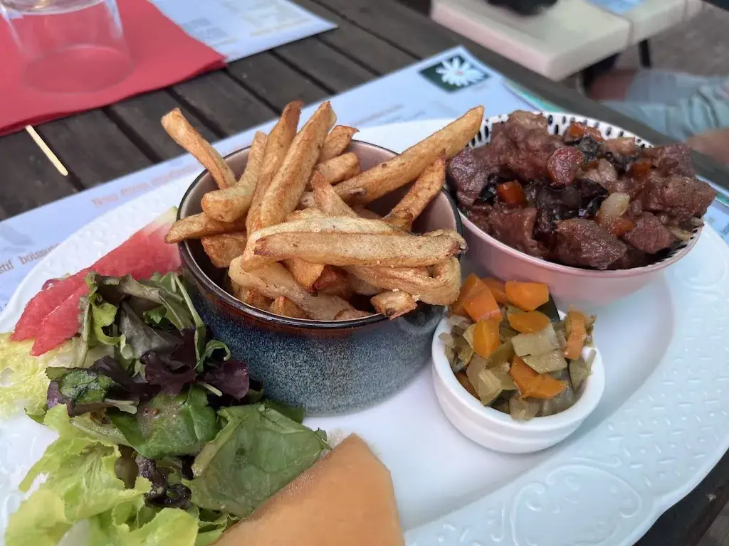 natalie vax_Le Pha_Bugue_review