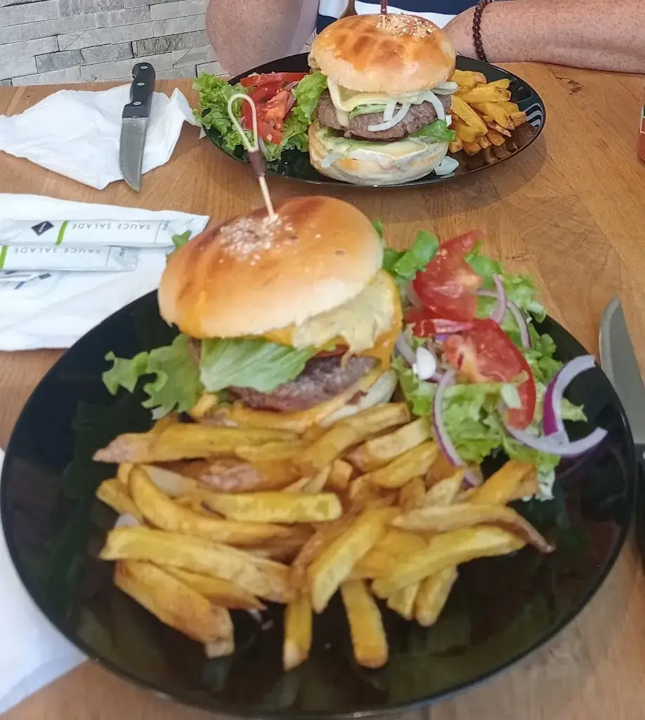 Philippe Pincede_Aux Gloutons Anonymes Le Bugue_Bugue_review