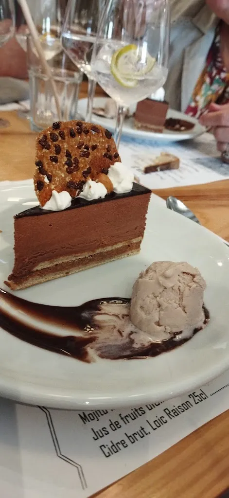 Nath Dony_La table de chamborand_Chamborand_review