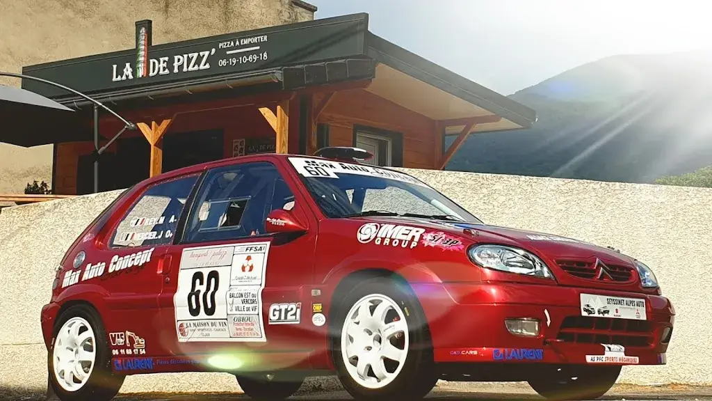 LA TOUR 2 PIZZ_Gua_slider_image_2