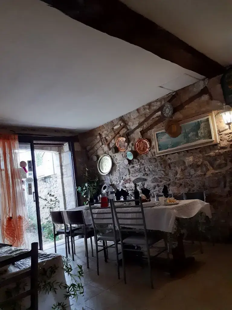 Leymarie Serge restaurant in Lardin-Saint-Lazare