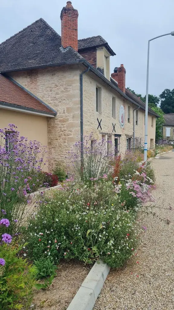 David Clédat - Chassaigne_La Verrerie_Lardin-Saint-Lazare_recensione