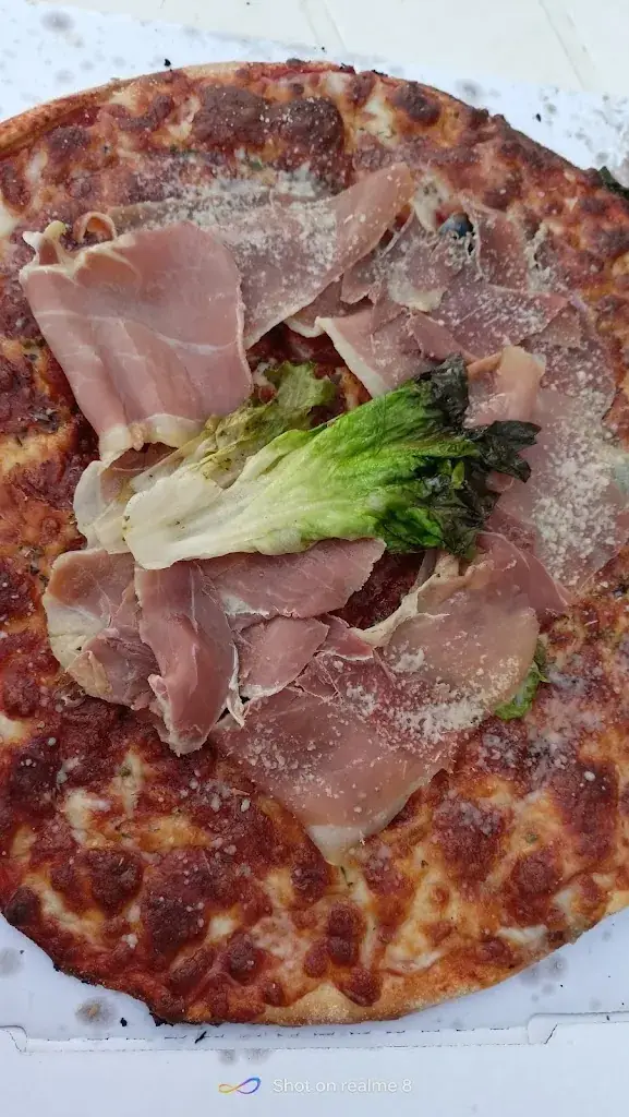 LA PAPETERIE A PIZZAS_Lardin-Saint-Lazare_slider_image_3