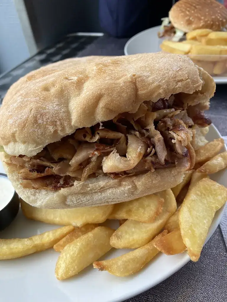 Oh la_Vezere kebab_Lardin-Saint-Lazare_review