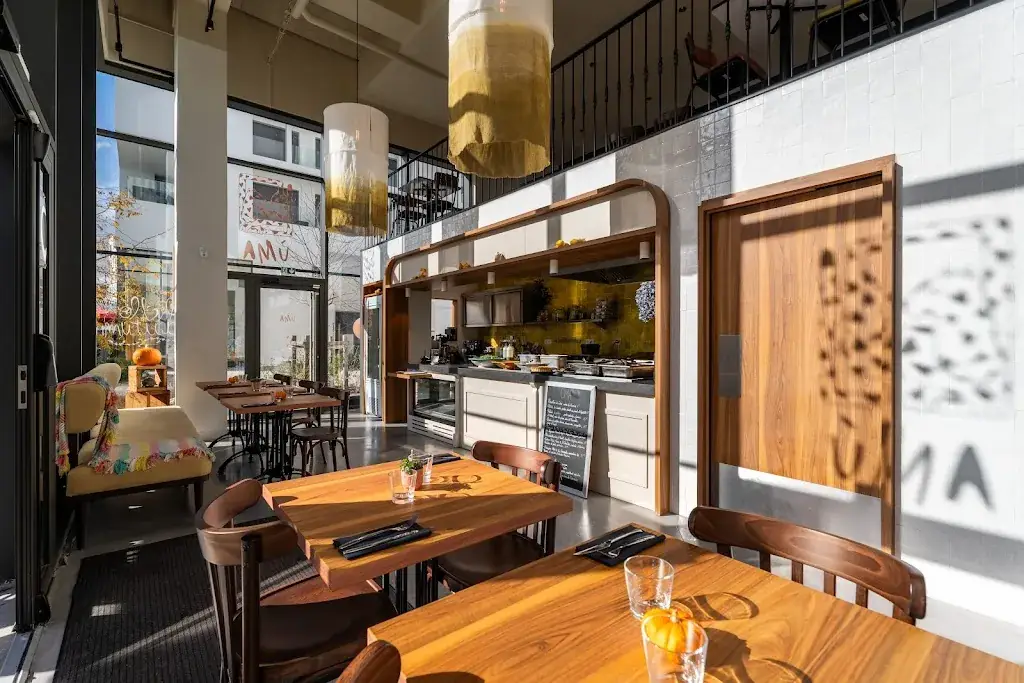 Ùma Restaurant_Bouscat_slider_image_1