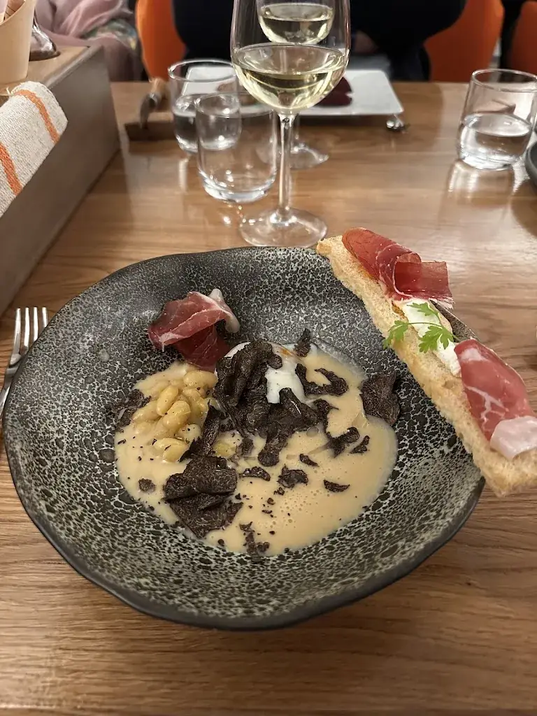 Benoit Courbin_Ro'cha_Bouscat_review