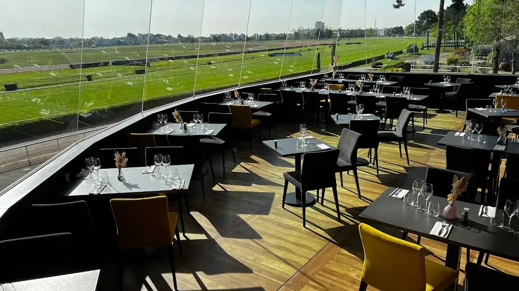 La Table De L'hippodrome ristorante a Bouscat