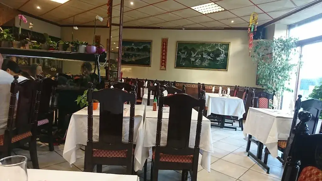 Oddbjørn Borch_Long Hai_Bouscat_review