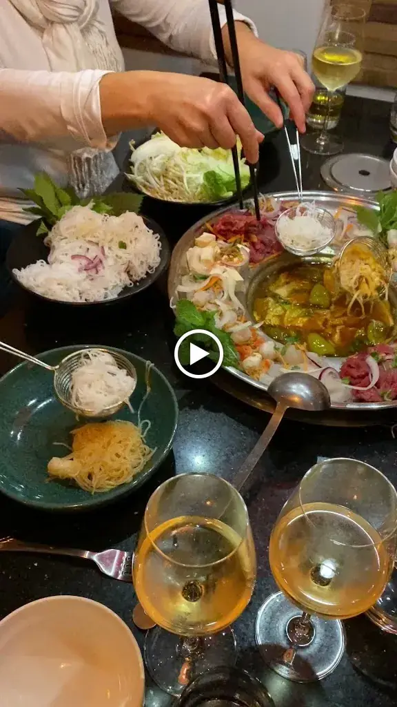 Long Hai_Bouscat_slider_image_2