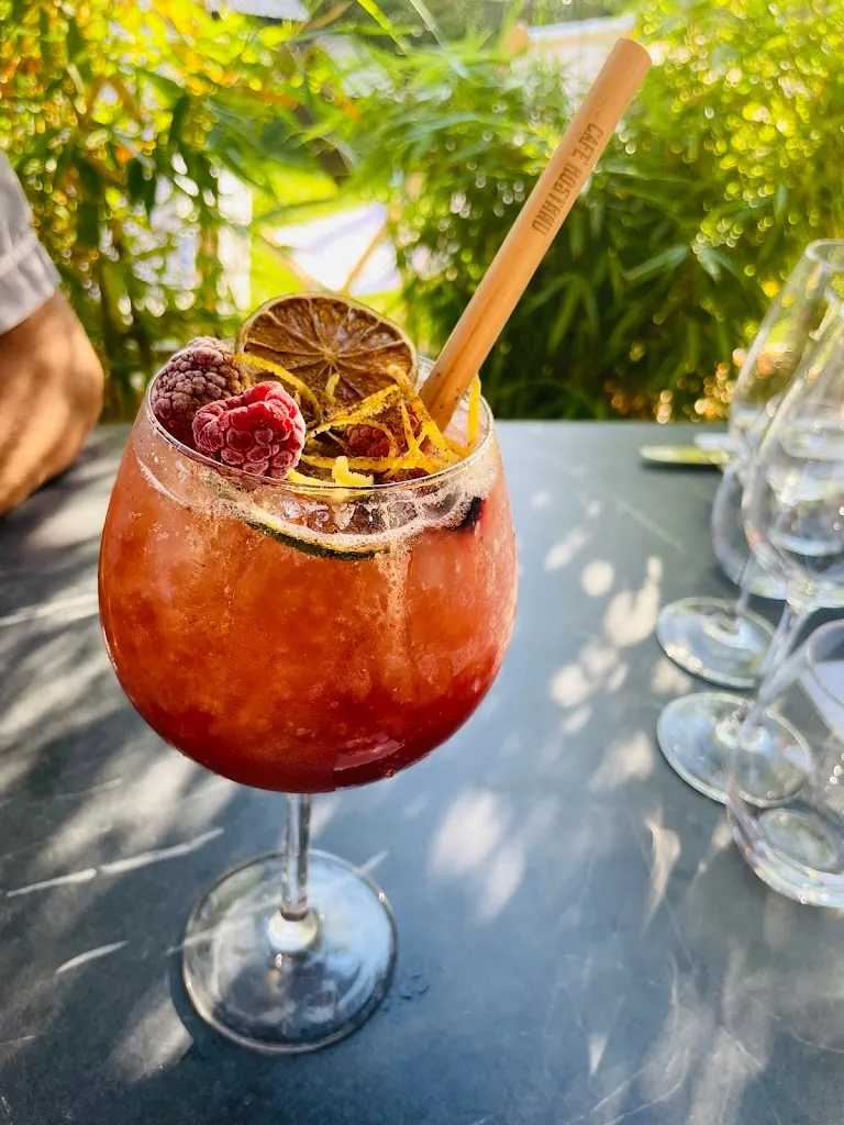 The Rostand Cafe_Haillan_slider_image_3