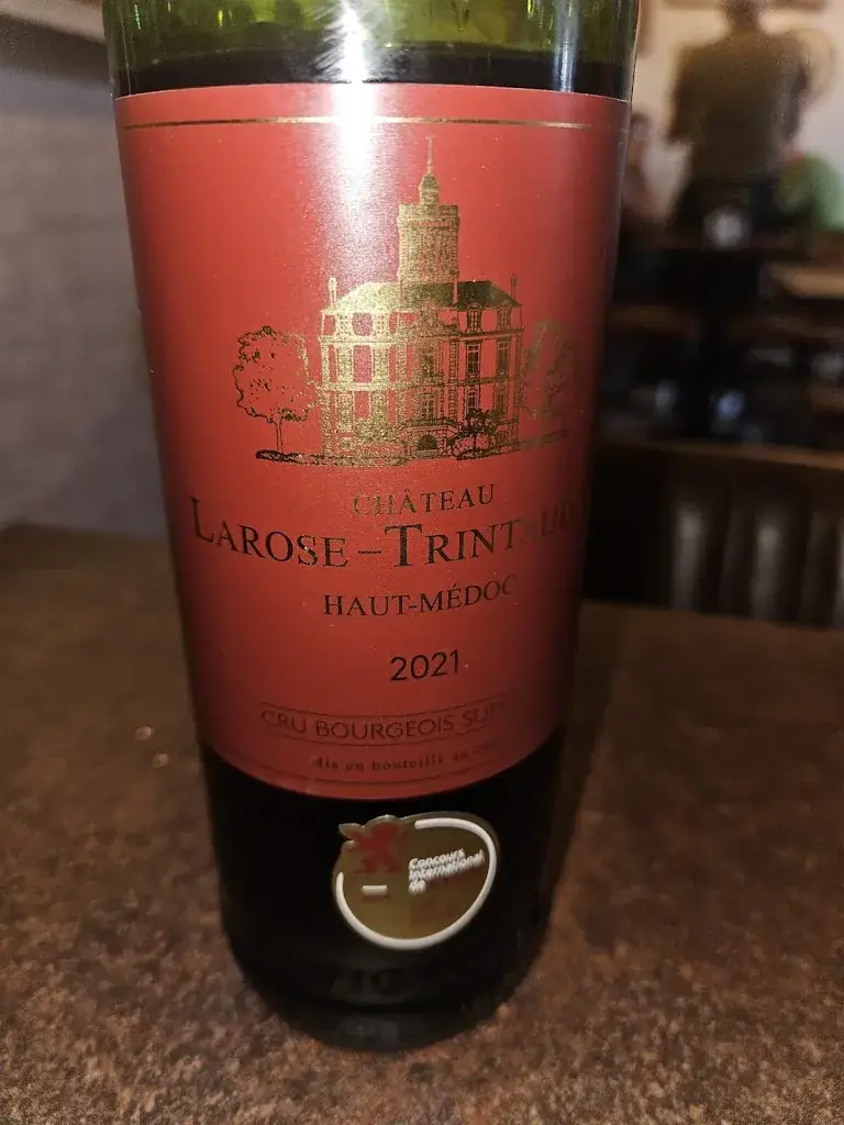 William Durteste_The Petit Argelas farm_Saint-Médard-en-Jalles_recensione