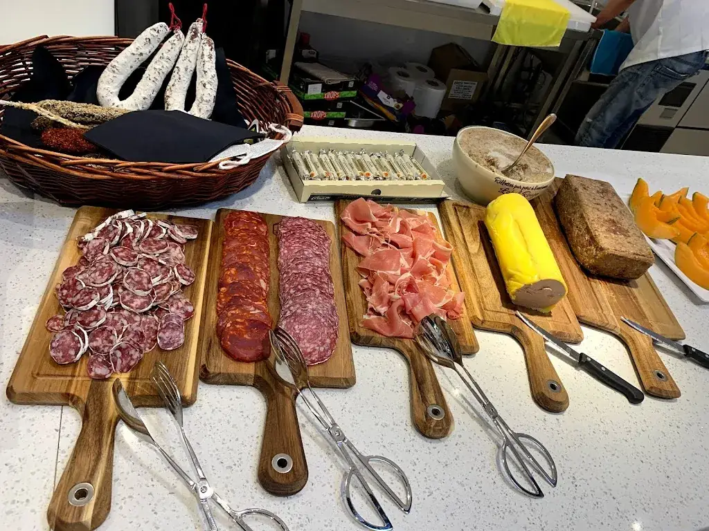 Restaurant Mr Jin_Pian-Médoc_slider_image_2