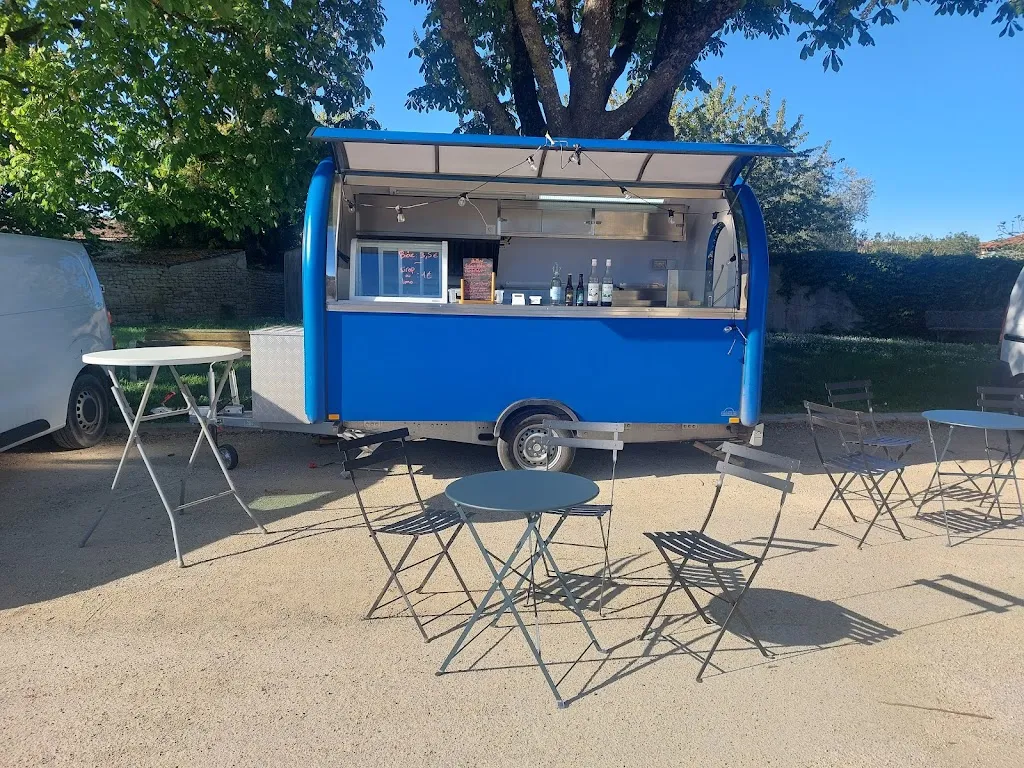 Food_truck_nomade_peche_locale restaurant in Thou