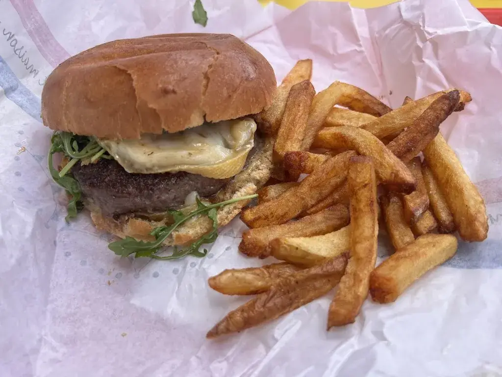 julien serre_Chez Matteo pizza burger à emporter_Porge_review