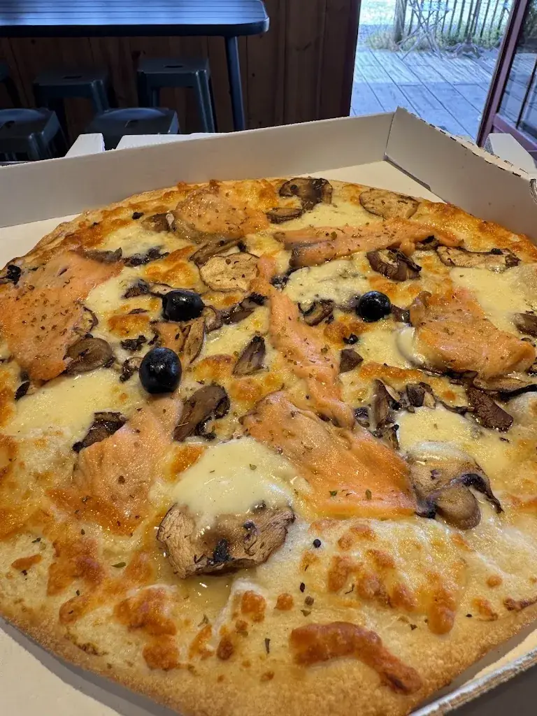 Chez Matteo pizza burger à emporter_Porge_slider_image_3