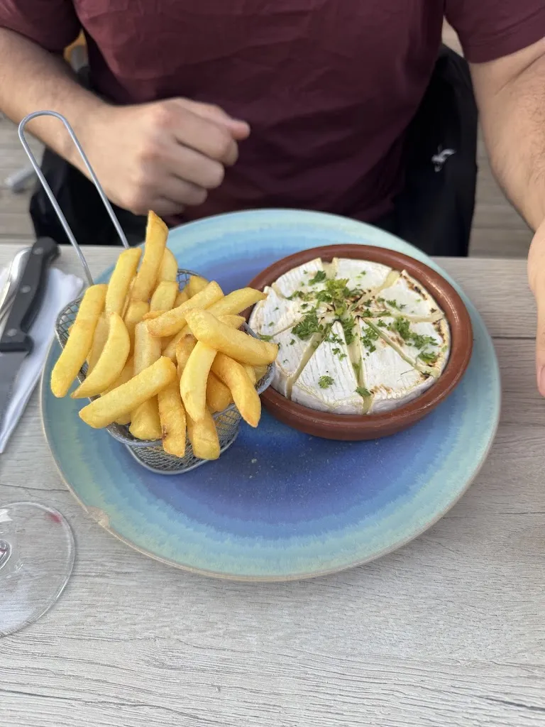 Le Bikini Café_Porge_slider_image_3