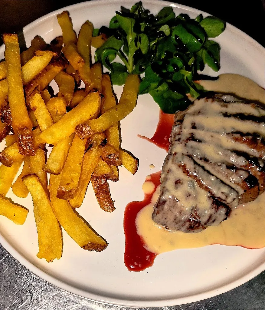 Au Petit Temple_Temple_slider_image_2