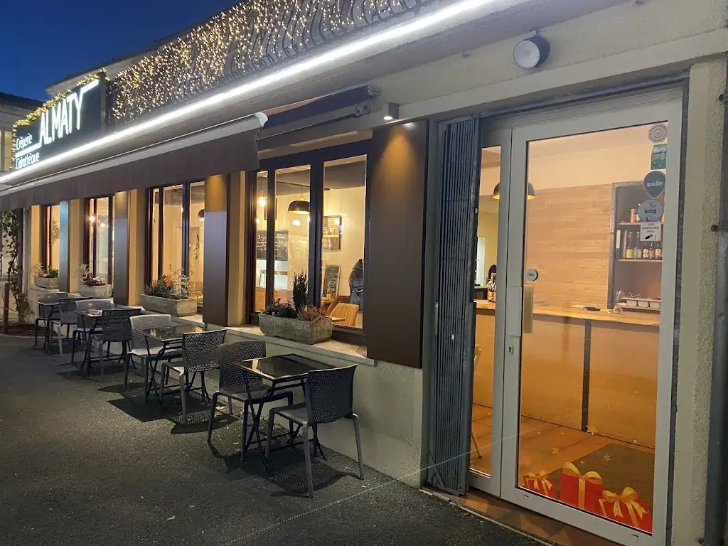 Crêperie Almaty Léognan Restaurant in Léognan