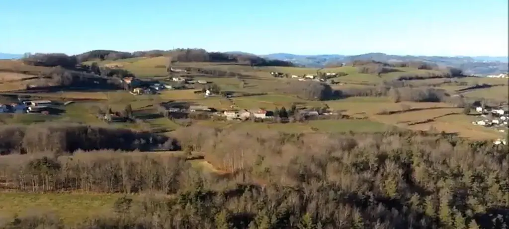 Chez Pat Et Hervé Bar-Terrasse-Hors Sac_Larajasse_slider_image_2