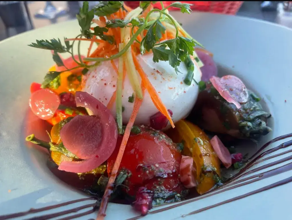 Sallie Hatton_Le Bistrot Du Port_Verdon-sur-Mer_avis