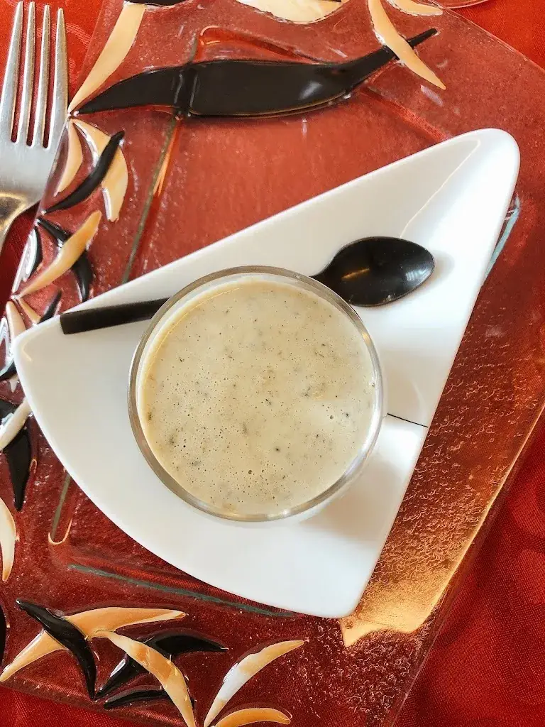 Camille wu_Restaurant le lion d'or_Lagnieu_reseña