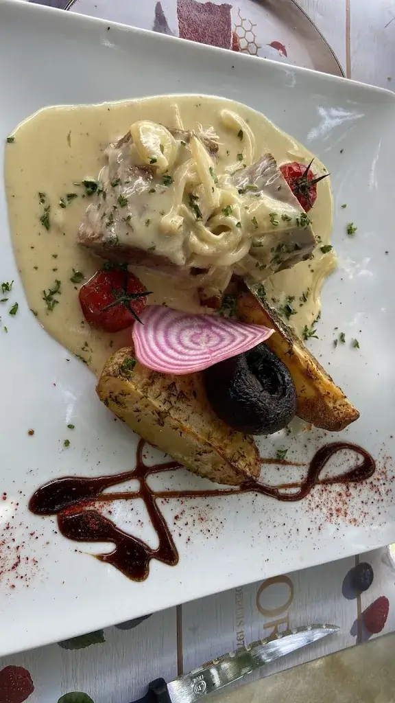 ALAIN_Restaurant pizzeria et Brasserie du Marché_Léon_review