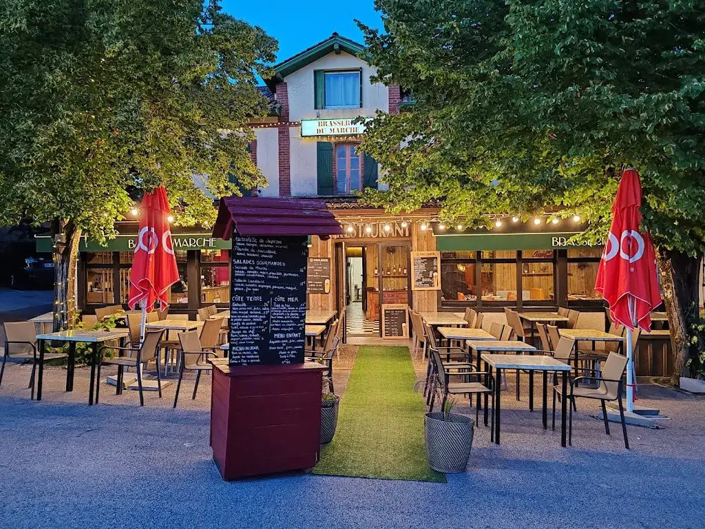 Restaurant pizzeria et Brasserie du Marché_Léon_slider_image_3