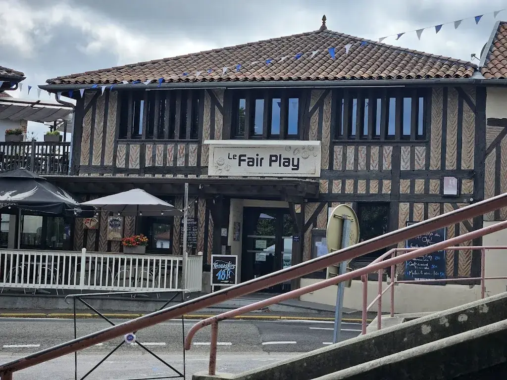 Hotel Restaurant Le Fair Play_Léon_slider_image_3