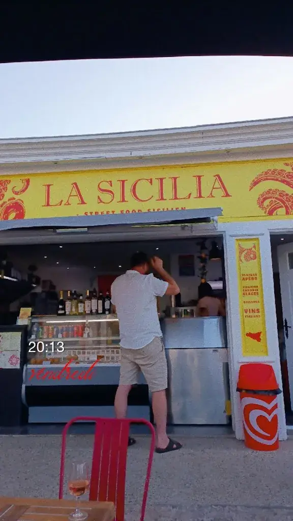 Laurina Lécu_La Sicilia_Mathes_reseña