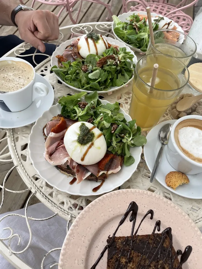 Carla G_Pour un brunch avec toi_Mathes_review